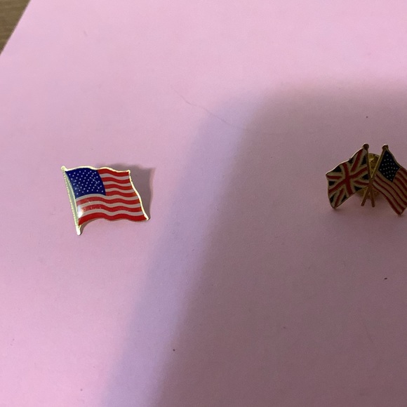 Three pins* - Picture 5 of 6